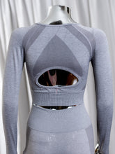 Load image into Gallery viewer, &quot;New Arrival&quot; 2Pcs Seamless Stretch Long Sleeve Cut Out Yoga Set
